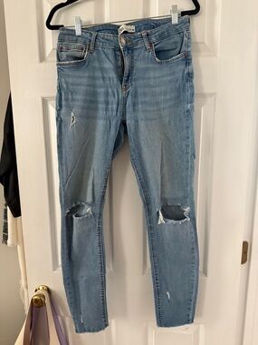 Zara Light Blue High-Rise Denim Jeans